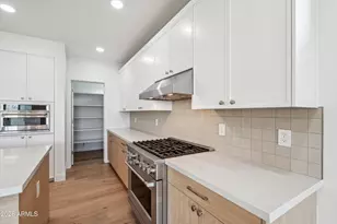 5537 E Earll Dr, Phoenix, AZ 85018 - Photo 11