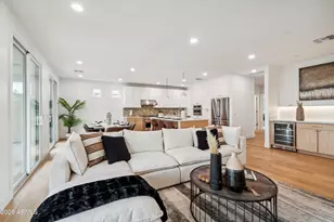 5537 E Earll Dr, Phoenix, AZ 85018 - Photo 7