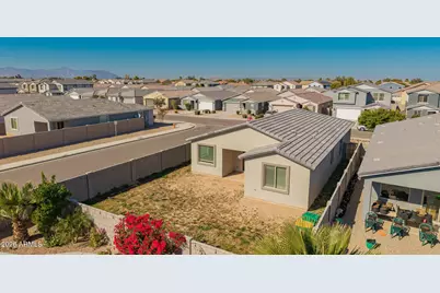 35991 W San Clemente Avenue, Maricopa, AZ 85138 - Photo 37