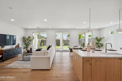 5533 E Earll Drive, Phoenix, AZ 85018 - Photo 11