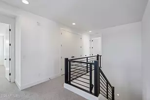 7945 W Griswold Rd, Peoria, AZ 85345 - Photo 25