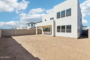 7945 W Griswold Rd, Peoria, AZ 85345 - Photo 47