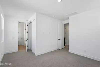 7945 W Griswold Road, Peoria, AZ 85345 - Photo 35