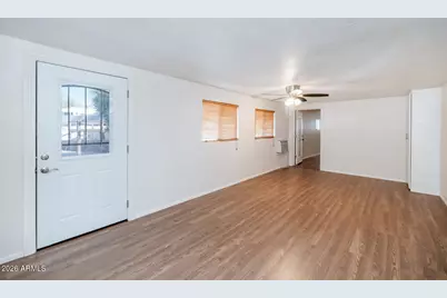 9025 N 14th Place, Phoenix, AZ 85020 - Photo 17