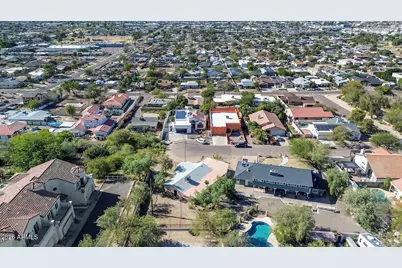 9025 N 14th Place, Phoenix, AZ 85020 - Photo 35