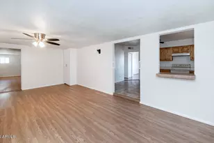 9025 N 14th Pl, Phoenix, AZ 85020 - Photo 15