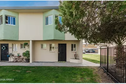 6040 N 15th Street #27, Phoenix, AZ 85014 - Photo 1