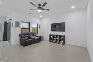 42505 W Vincent Dr, Maricopa, AZ 85138 - Photo 5