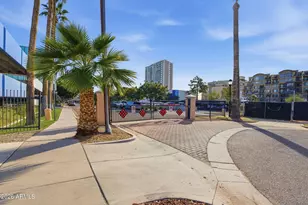 28 W Lewis Ave, Phoenix, AZ 85003 - Photo 25