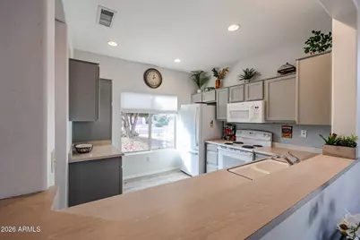 15974 W Quail Creek Lane, Surprise, AZ 85374 - Photo 9