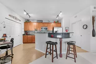 3330 S Gilbert Rd, Chandler, AZ 85286 - Photo 7