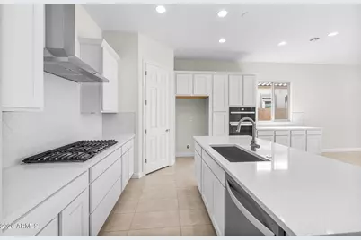 24948 N 169th Drive, Surprise, AZ 85387 - Photo 13