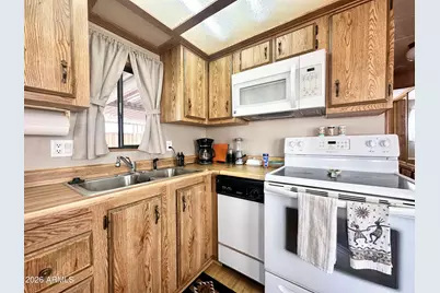 219 S Motherlode Drive, Apache Junction, AZ 85119 - Photo 21