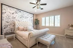 1988 E Blackhawk Dr, Gilbert, AZ 85298 - Photo 17