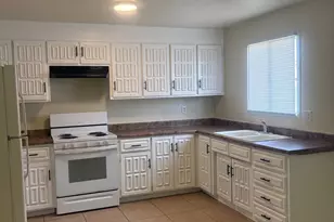 8048 W Hazelwood St, Phoenix, AZ 85033 - Photo 7