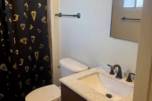 8048 W Hazelwood St, Phoenix, AZ 85033 - Photo 11