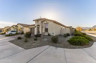 5748 N 194th Ave, Litchfield Park, AZ 85340 - Photo 3