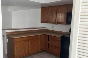 1524 N Apache Dr, Chandler, AZ 85224 - Photo 5