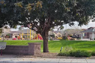 401 E Torrey Pines Pl, Chandler, AZ 85249 - Photo 25