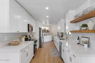 10647 W Campana Dr, Sun City, AZ 85351 - Photo 15