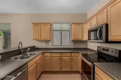 1676 W Owens Way, Anthem, AZ 85086 - Photo 7