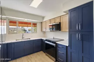 7768 E Mariposa Dr, Scottsdale, AZ 85251 - Photo 9