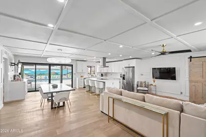 8214 E Northland Drive, Scottsdale, AZ 85251 - Photo 1