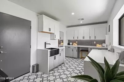 8214 E Northland Drive, Scottsdale, AZ 85251 - Photo 37