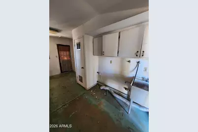 2032 W State Avenue, Phoenix, AZ 85021 - Photo 13