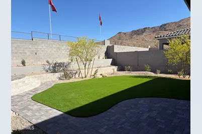 10223 S 20th Lane, Phoenix, AZ 85041 - Photo 31