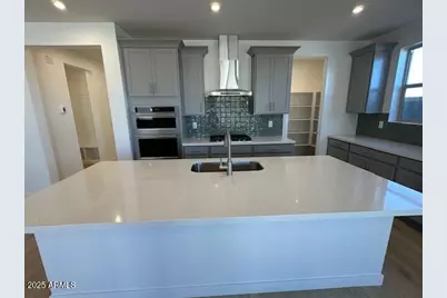 10223 S 20th Lane, Phoenix, AZ 85041 - Photo 5