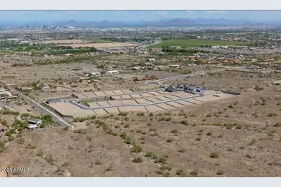 10223 S 20th Lane, Phoenix, AZ 85041 - Photo 25