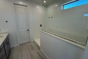 10223 S 20th Ln, Phoenix, AZ 85041 - Photo 15