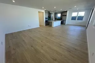 10223 S 20th Ln, Phoenix, AZ 85041 - Photo 3