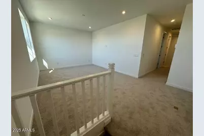 10223 S 20th Lane, Phoenix, AZ 85041 - Photo 17