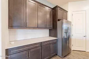 2811 W Pollack St, Phoenix, AZ 85041 - Photo 13