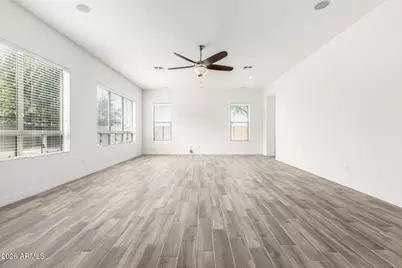 15468 W Coolidge Street, Goodyear, AZ 85395 - Photo 9