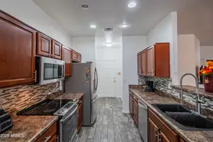 2621 E Pecan Rd, Phoenix, AZ 85040 - Photo 23