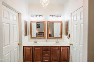 2621 E Pecan Rd, Phoenix, AZ 85040 - Photo 25