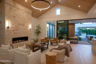 4704 N 40th Pl, Phoenix, AZ 85018 - Photo 17