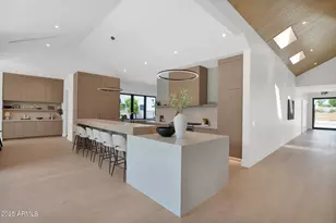 4704 N 40th Pl, Phoenix, AZ 85018 - Photo 33