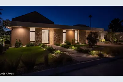 4704 N 40th Place, Phoenix, AZ 85018 - Photo 1