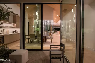 4704 N 40th Place, Phoenix, AZ 85018 - Photo 11