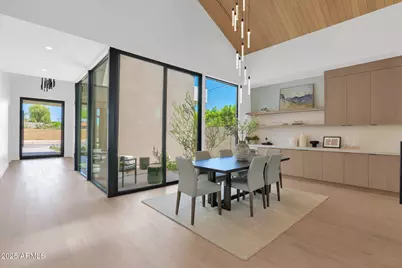 4704 N 40th Place, Phoenix, AZ 85018 - Photo 7