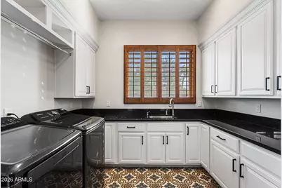 2527 E Beechnut Court, Chandler, AZ 85249 - Photo 33