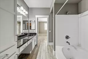 3302 N 7th St, Phoenix, AZ 85014 - Photo 17