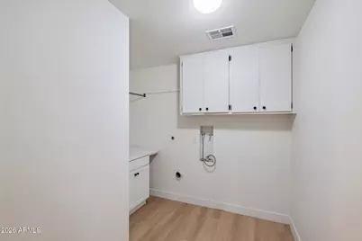 735 E Manhatton Drive, Tempe, AZ 85282 - Photo 43