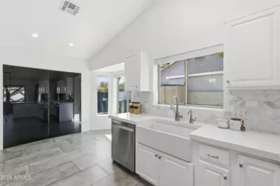 756 E Palomino Drive, Gilbert, AZ 85296 - Photo 9