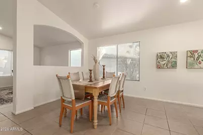 10736 W Turney Avenue, Phoenix, AZ 85037 - Photo 3
