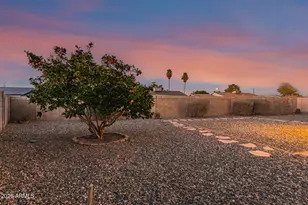 10736 W Turney Ave, Phoenix, AZ 85037 - Photo 27